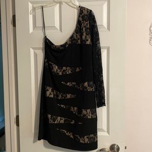 Sexy night out dress! One shoulder (lace sleeve), body-con, stretch.